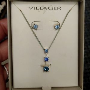 Cute earring and necklace set